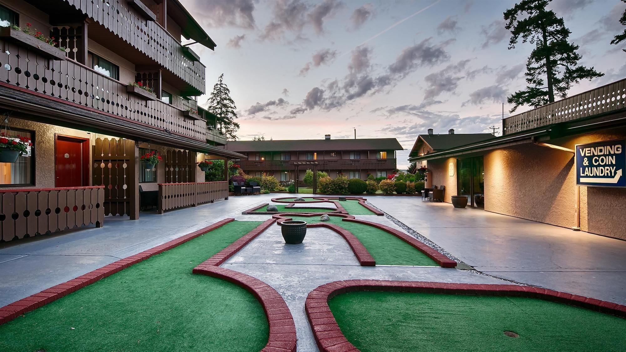 Best Western Austrian Chalet — Campbell River, BC